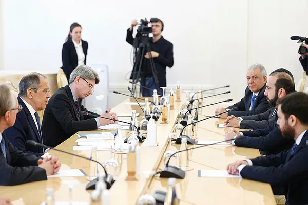 rusya-disisleri-bakani-sergey-lavrov-azerbaycan-ve-ermenistan-nihai-bir-anlasmaya-yakin-1684510562745.jpg Rusya Dışişleri Bakanı Sergey Lavrov: Azerbaycan ve Ermenistan nihai bir anlaşmaya yakın - 2