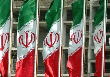 İran'dan ABD'ye net mesaj: Kara, deniz ve hava sahamızı...