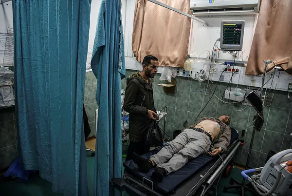 1705472303097.jpg 1948'den bu yana en büyük sürgün! Ameliyathanelerde kullanacak gaz bile kalmadı! Katil İsrail'den Filistin'de büyük zulüm... - 3