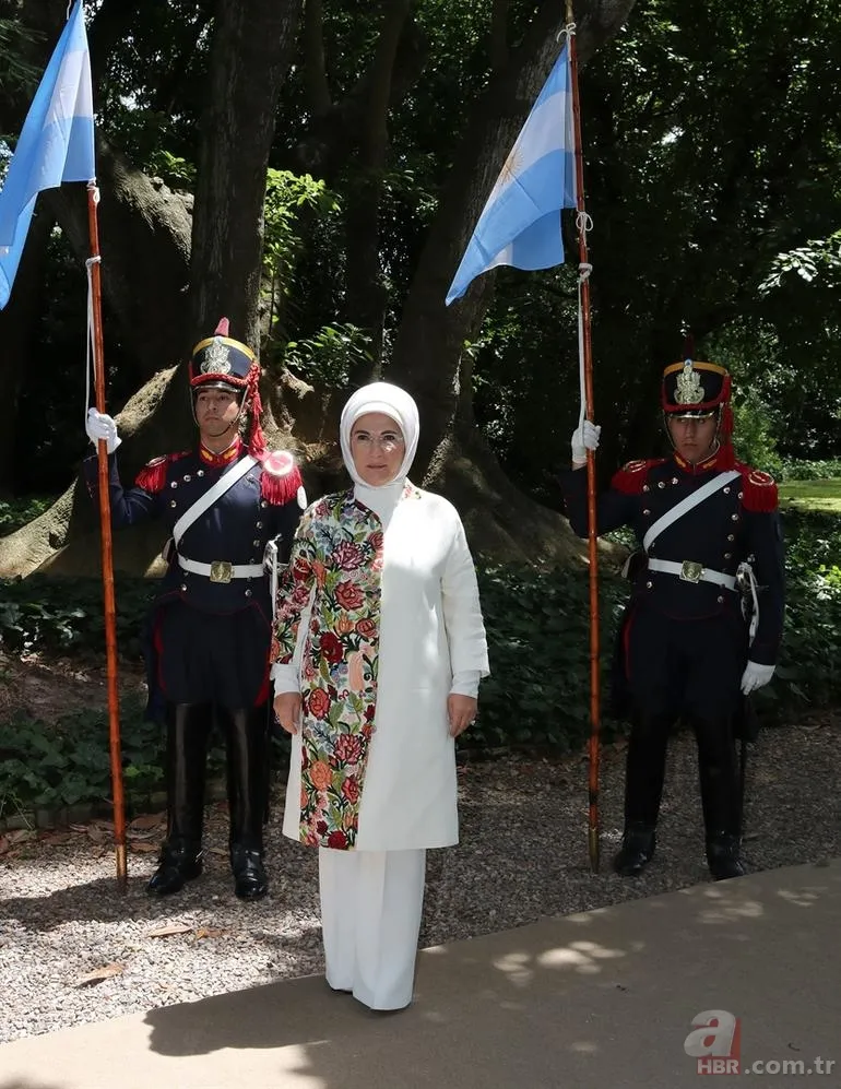 Emine Erdoğan, lider eşleriyle bir araya geldi 2