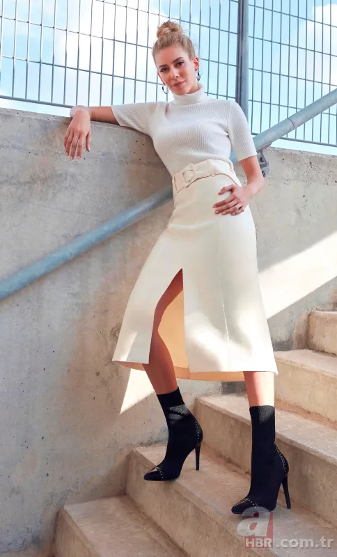 Sinem Kobal'ın yeni fotoğrafındaki o detay gündem oldu! Sinem Kobal'ı görenler şoke oldu 15