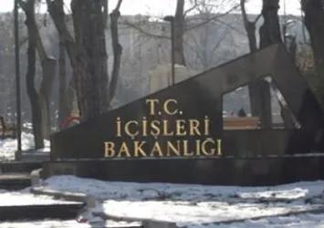 44 mülki idare amiri görevden uzaklaştırıldı