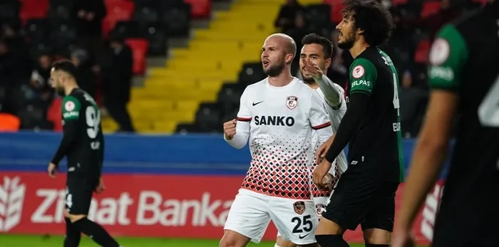 Gaziantep FK 3-1 Sakaryaspor maç sonucu (GOLLERİ İZLE) - Ziraat Türkiye Kupası - 3