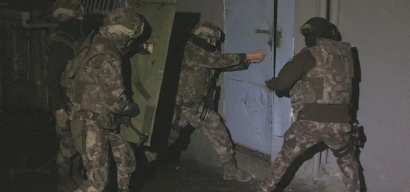 İstanbul'da eş zamanlı şafak operasyonu