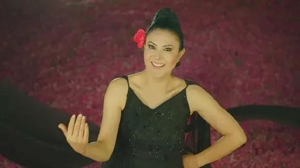 Şarkılar Bizi Söyler Ayşe Dinçer kimdir, kaç yaşında? Ayşe Dinçer kiminle evli, Instagram adresi nedir? İşte hayatı... - 2