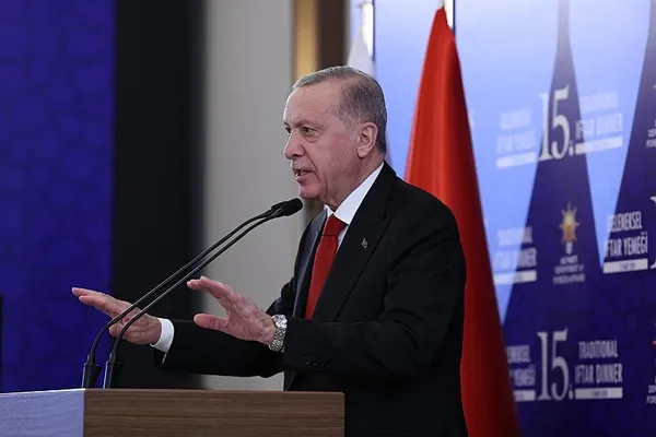 baskan-erdogan-buyukelciler-ile-iftar-programinda-konustu-teroristan-kurulmasina-izin-vermeyiz-1710270982216.jpeg Başkan Erdoğan 'Büyükelçiler ile iftar' programında net mesaj: Teröristan kurulmasına izin vermeyiz - 10