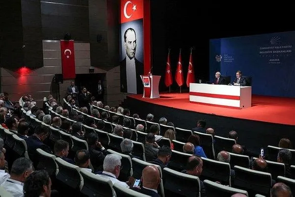 Ekrem İmamoğlu parti mi kuruyor? Kılıçdaroğlu-İmamoğlu düellosunda bomba kulis! İşte CHP içinde yaşananların perde arkası...