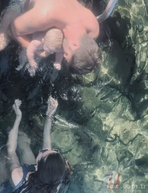 Kıvanç Tatlıtuğ’un oğlu Kurt Efe denizle tanıştı! Altın saçları sosyal medyayı salladı