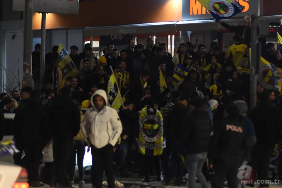 12 yıl sonra mutlu son! Şampiyonluk coşkusu sokaklara taştı: Vatandaşlar süper kupa zaferini kutladı 12