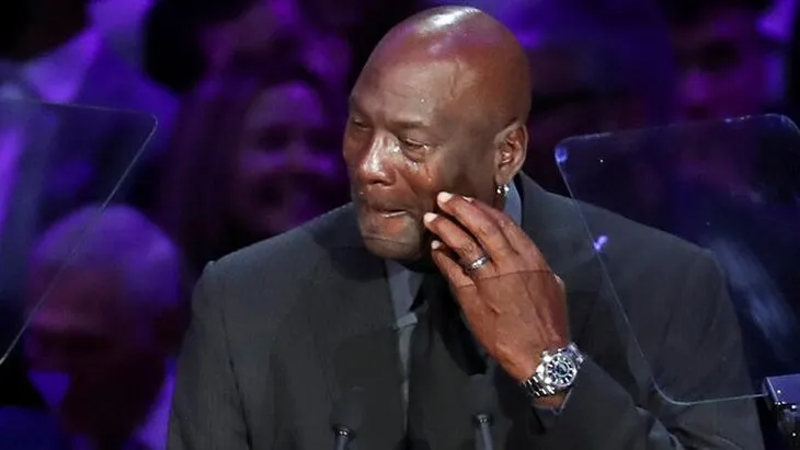 Michael Jordan Kobe Bryant’ın veda töreninde gözyaşlarını tutamadı