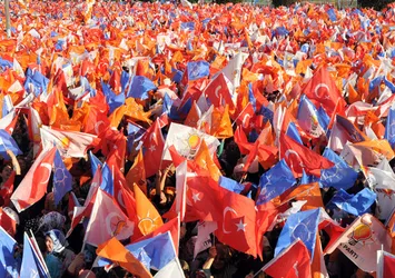 AK Parti'nin referandum sloganı belli oldu