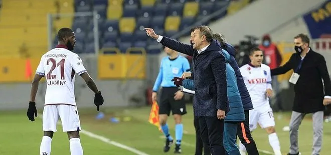 Trabzonspor’da Avcı’dan oyuncularına net mesaj: Trabzon hep yukarıda olacak