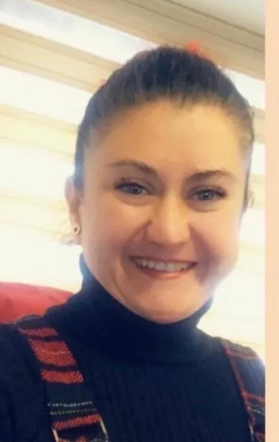 TL’nin simgesini tasarlayan Tülay Lale’den Sözcü gazetesi yazarı Yılmaz Özdil’e tepki: Lüks içinde yaşayıp halkı diline dolama