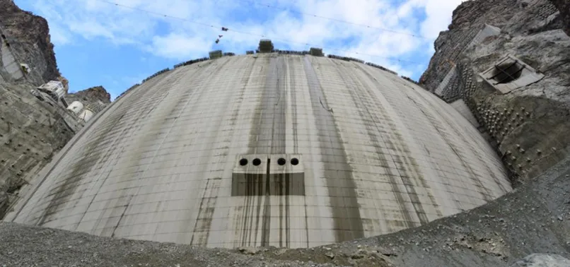 Yusufeli Barajı'nda gövde tamam: Türkiye'de birinci dünyada üçüncü! Son harcı Başkan Erdoğan atacak