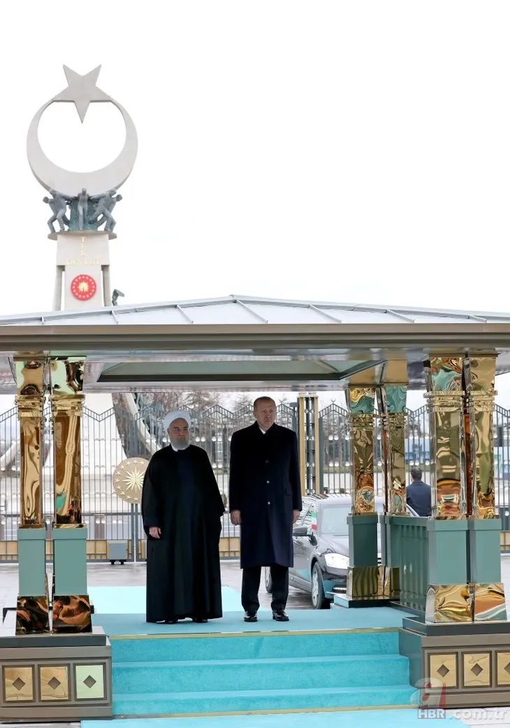 Erdoğan’dan Ruhani’ye sıcak karşılama! Törende dikkat çeken an