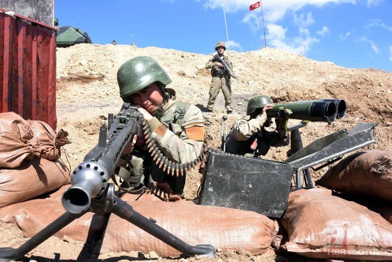 Hakkari Yüksekova'da Hudut Kartalları dosta güven düşmana korku salıyor 24