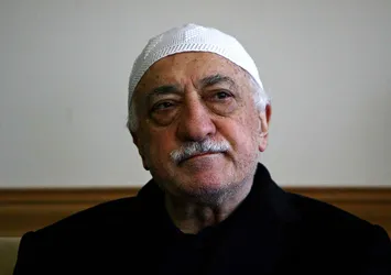 FETÖ kasetleri üniversitenin tuvaletinde bulundu