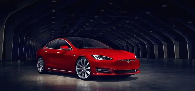 Tesla fiyatları düşürme kararı aldı