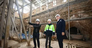 Kız Kulesi yeni yılda açılacak!