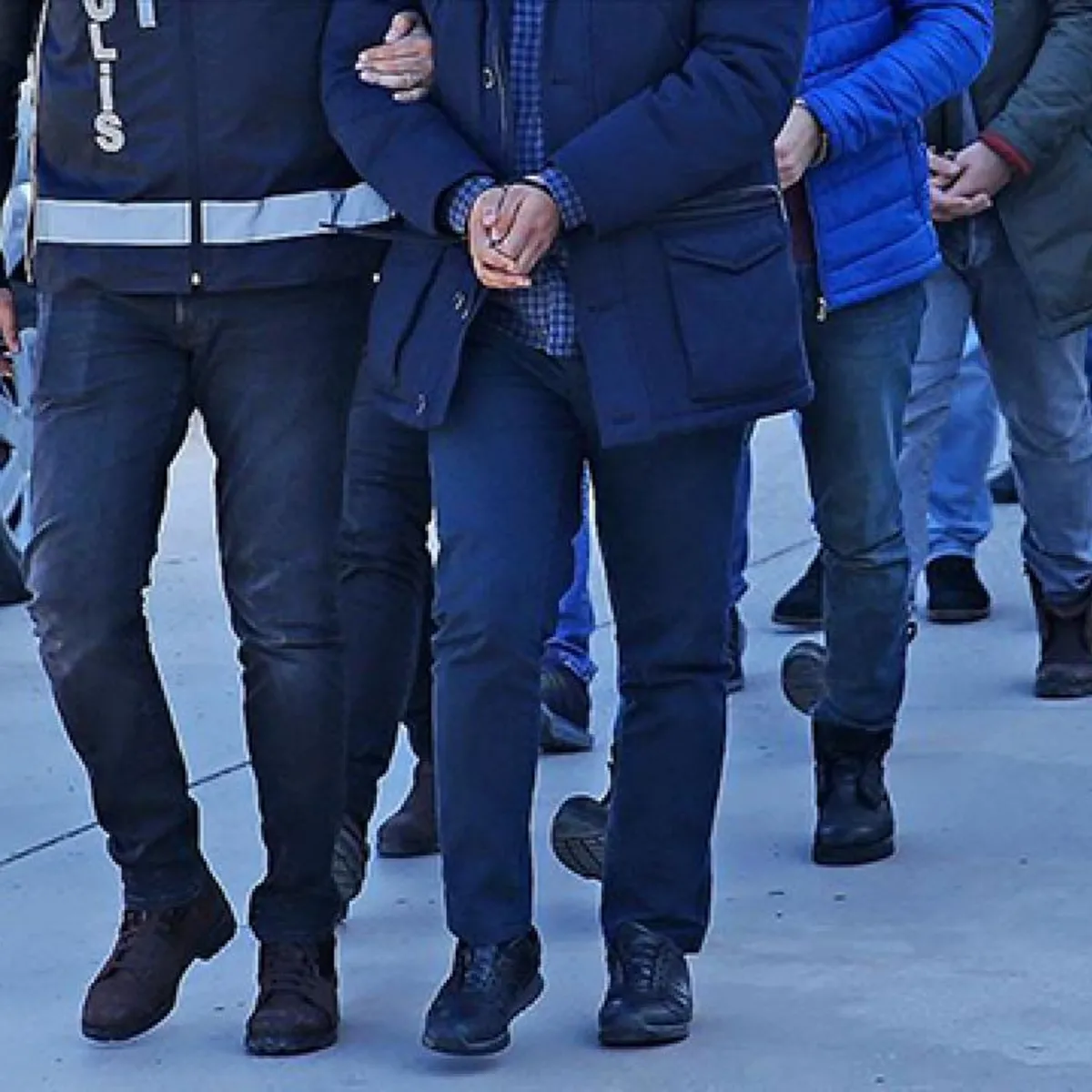 Ankara'da FETÖ operasyonu: Gözaltılar var