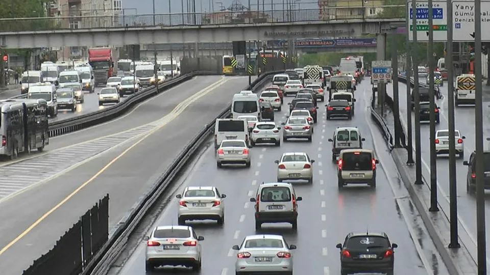 Sokağa çıkma yasağının ardından İstanbul'da hareketlilik