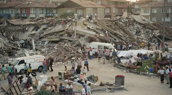 Deprem Bilimci Prof. Dr. Üşümezsoy'dan Marmara depremiyle ilgili flaş iddia: İstanbul'da 7 ve üstü deprem olmayacak - 4