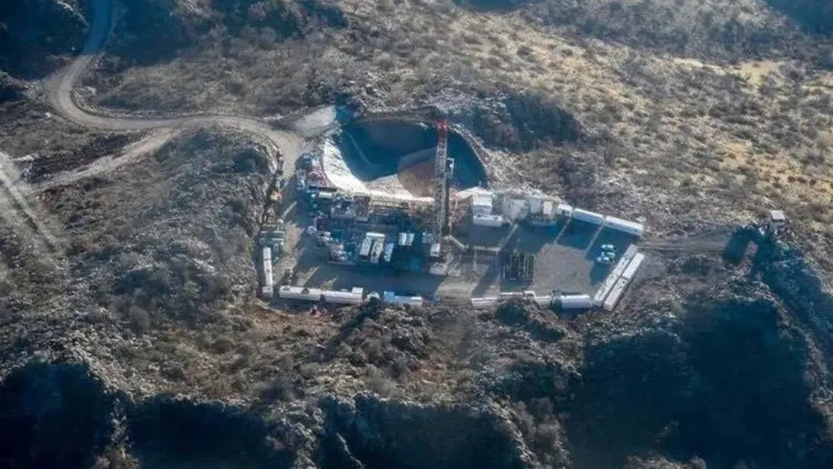 Petrol keşfi için dev adım! 200 tonluk kule Muradiye'de yükselecek