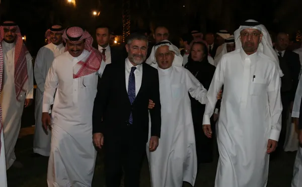 1666849929371.jpg Hazine ve Maliye Bakanı Nureddin Nebati ve Türk heyeti onuruna verilen resepsiyona büyük ilgi - 5