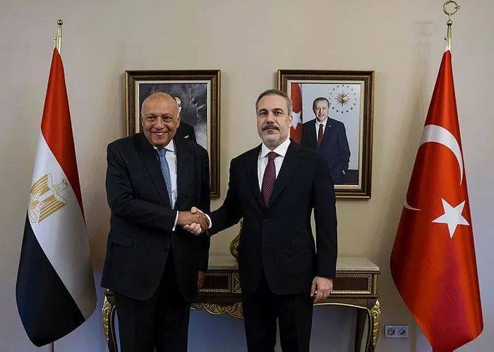 disisleri-bakani-hakan-fidan-ile-misirli-mevkidasi-samih-sukri-arasinda-kritik-gorusme-masada-gazze-var-1713609277291.jpeg Dışişleri Bakanı Hakan Fidan ile Mısırlı mevkidaşı Samih Şukri arasında kritik görüşme! Masada Gazze var - 1