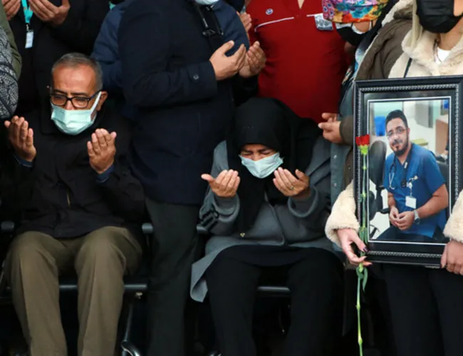 kaybeden doktorun annesi