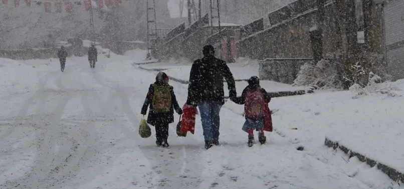 Yarın Bolu, Bursa, Düzce'de okullar tatil mi? 20 Kasım Pazartesi okullar tatil edildi mi? Son dakika MEB-Valilik açıklamaları!