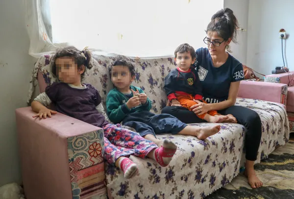 1621164294704.jpg Eşinden şiddet gören genç kadının sözleri yürek burktu: Yemek yer gibi 9 öğün dayak yedim - 2