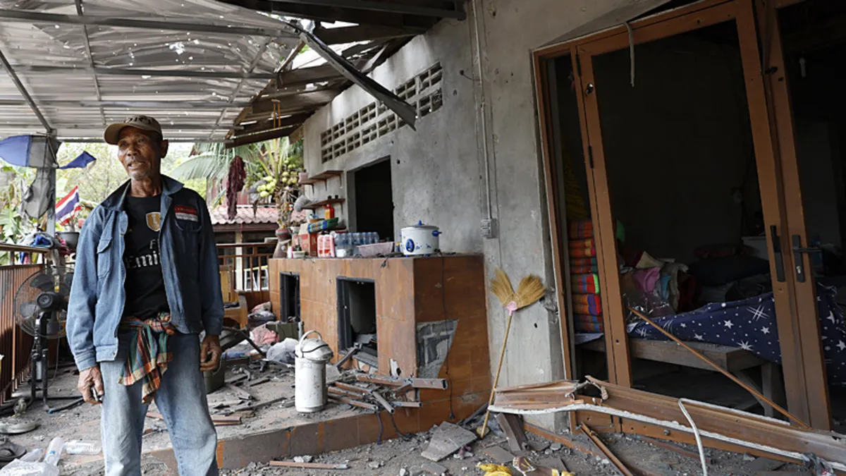 Kamboçya'dan fırlatılan roketler Taylan'da hastane yakınına düştü