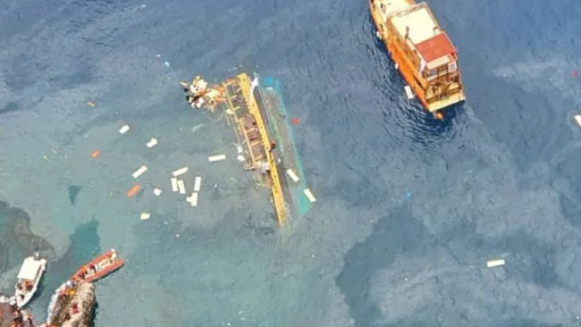 Son dakika: Alanya'da turist teknesi alabora oldu - 1
