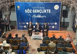 Bakan Tekin Hakkâri'de gençlerle buluştu! Meydan Medresesi'nde renkli anlar