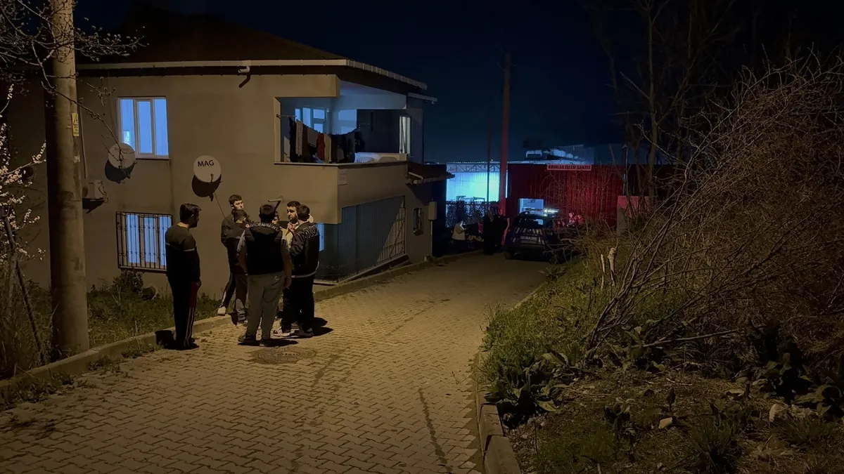 Patlama sesi ekipleri harekete geçirdi