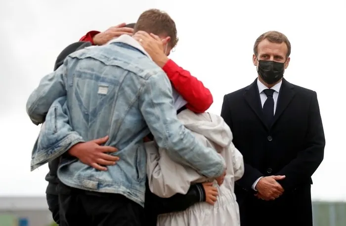 Şovu kursağında kaldı! Macron'u şoke eden yanıt: Benim adım Sophie değil Meryem - 4