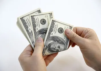 Dolar FETÖ darbe girişimi öncesi seviyeye yaklaştı
