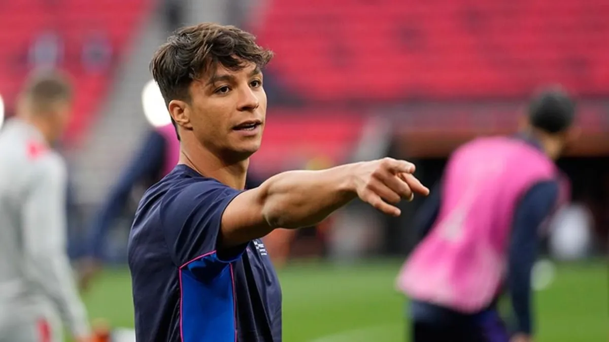 Trabzonspor'dan Salih Uçan ve Oliver Torres açıklaması