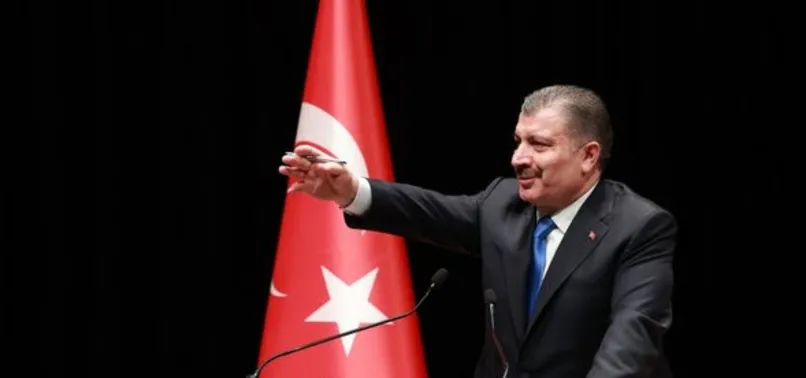 Sağlık Bakanı Fahrettin Koca'dan "asistan doktorlar" müjdesi! Başkan Erdoğan'a özel teşekkür