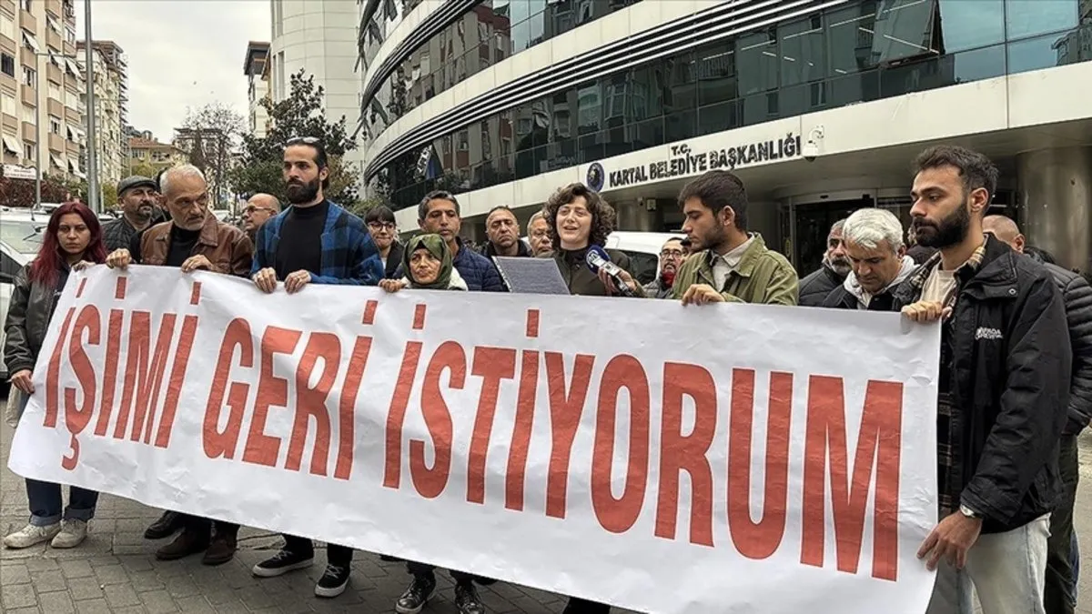 CHP'li Kartal Belediyesi'nin önünde eylem: İşimi geri istiyorum