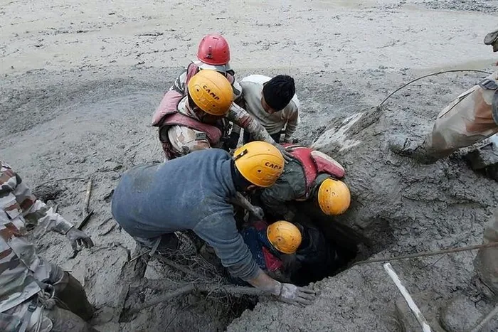 Hindistan’daki buzul felaketi bilançosu: 14 ölü, 150 kayıp - 2