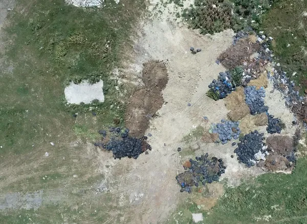 1622967179613.jpg İki mahalle hafriyat döküm alanına döndü! Vatandaşlar isyan etti: Paralı tesislerde bile bu kadar döküm yok - 2