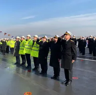 LHD ANADOLUya Türk bayrağı çekildi