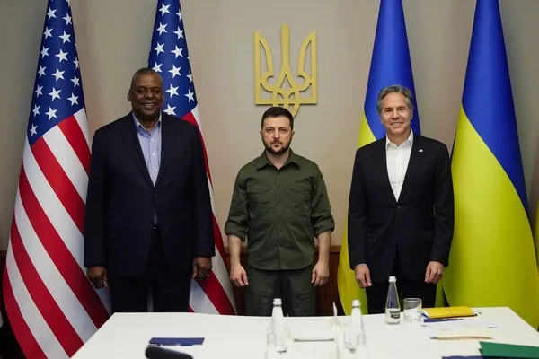 Zelenskiy Blinken ve Austin'le görüşmesini değerlendirdi - 3
