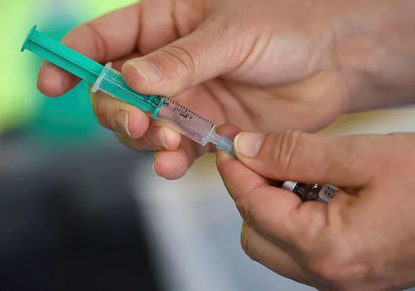 Pfizer’den flaş BioNTech aşısı itirafı! Prof. Dr Uğur Şahin ile eşi Özlem Türeci...