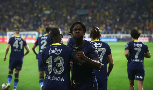 fenerbahce-basaksehir-muhtemel-11ler-22-ekim-fenerbahce-basaksehir-maci-ne-zaman-saat-kacta-1666422578672.jpg FENERBAHÇE BAŞAKŞEHİR MUHTEMEL 11'LER: 22 Ekim Fenerbahçe Başakşehir maçı ne zaman, saat kaçta? - 4