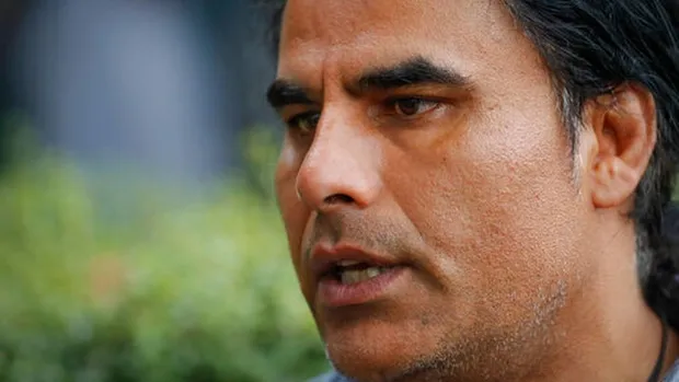 Yeni Zelanda onu konuşuyor! Teröriste silahsız karşı koyarak camidekilerin hayatını kurtardı