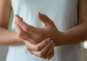 Uzmanlar Uyardı: Her uyuşma fıtık kaynaklı değil!