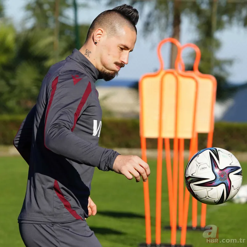 Trabzonspor'un yeni transferi Kouassi ilk idmanında 4